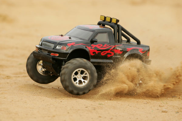 Hobby Engine - 4WD RTR RC Monster Truck